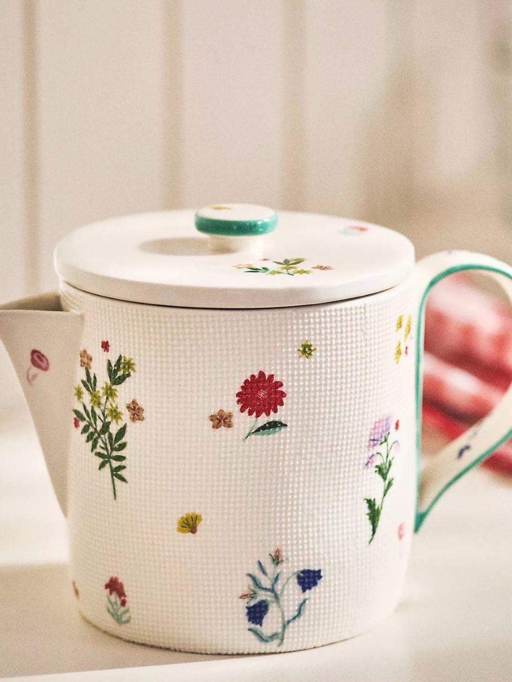 NEW ANTHROPOLOGIE ANNIE stoneware Ceramic Teapot with Lid - White and Green